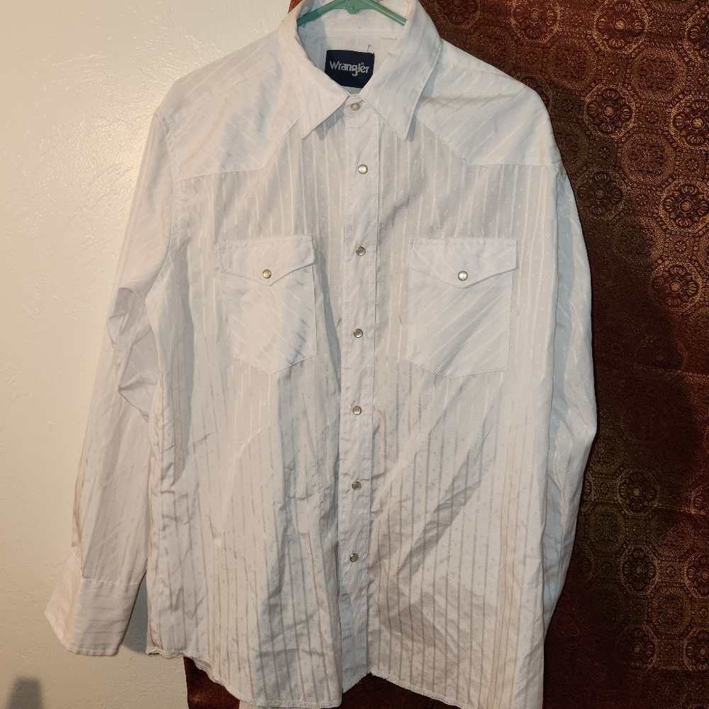 Wrangler button up long sleeve